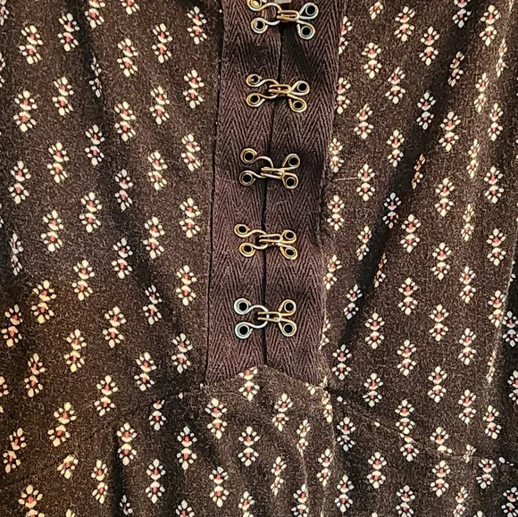 Fit and Flare tank - Picture 2 of 6